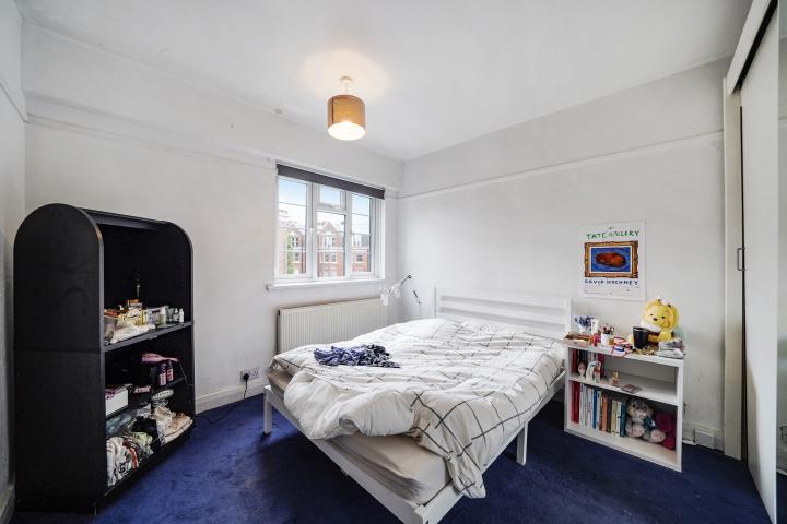 Modern Apartment Embassy House, West End Lane, West Hampstead